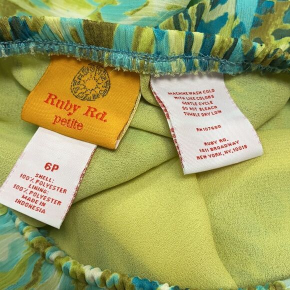 Ruby Rd. pastel sheer skirt sz. 6 petite - Picture 5 of 5